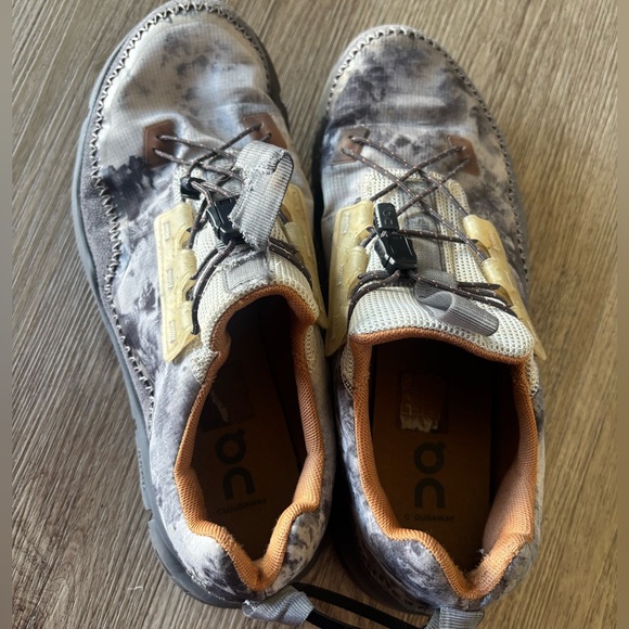 On Cloudaway Smoky Quartz Sneakers/Trail/Run/walk - Picture 8 of 10